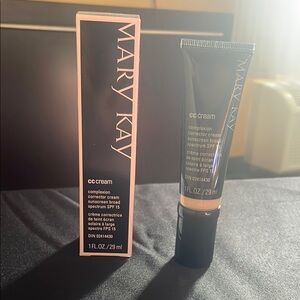 Mary Kay CC Cream - Medium to Deep Beige